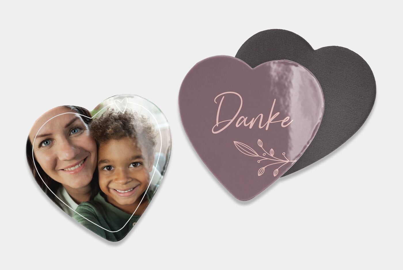 Herzförmige Erinnerungsstücke mit persönlichem Foto und Danke-Design