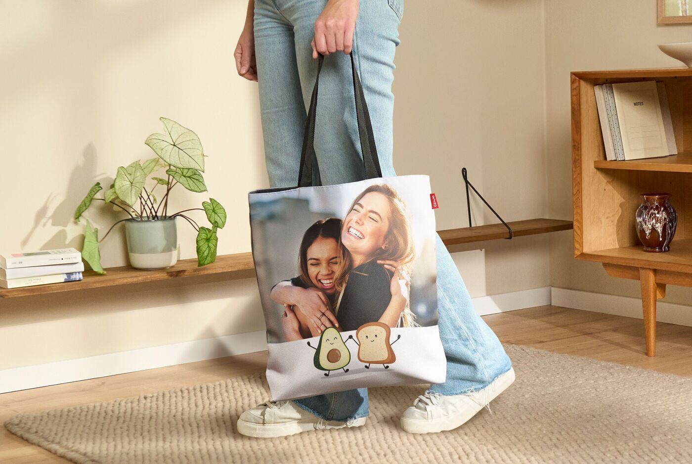 Tasche mit individuellem Design und einer fröhlichen Avocado-Grafik